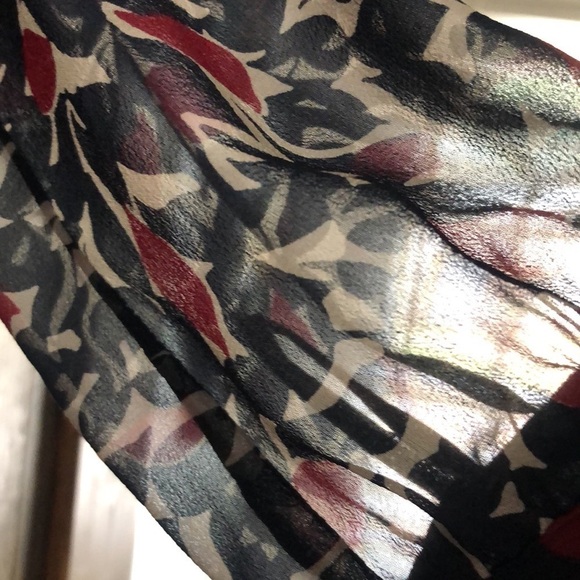 JOIE Lerona Print Silk Blouse - Picture 7 of 7